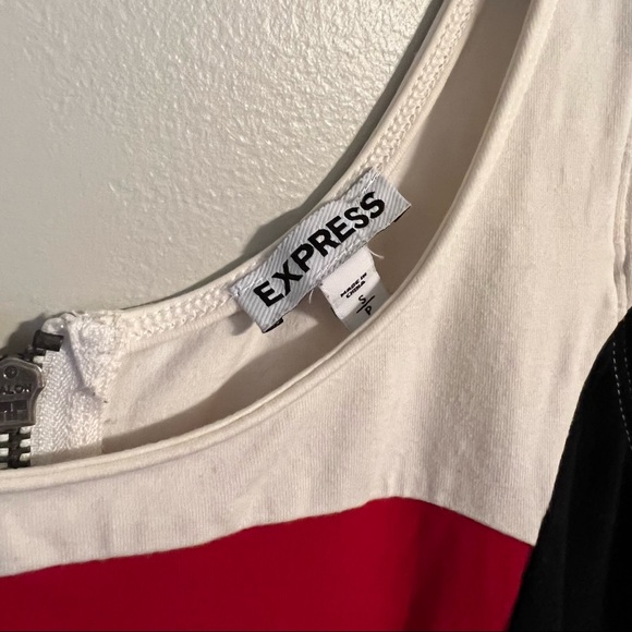 Express Top - Picture 3 of 3